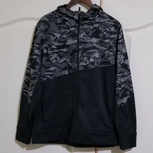 Under Armour Large Zip up Sweater